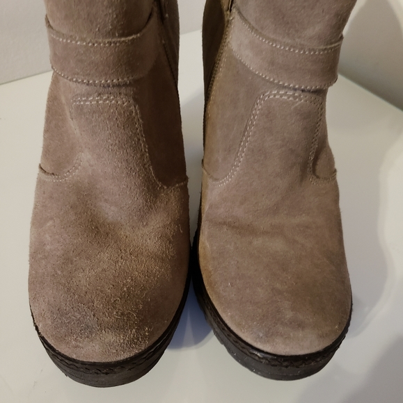 Browns Italian Suede Ankle Buckle Boot Side Zipper Taupe Wooden Heels Woman 37 - Picture 4 of 12